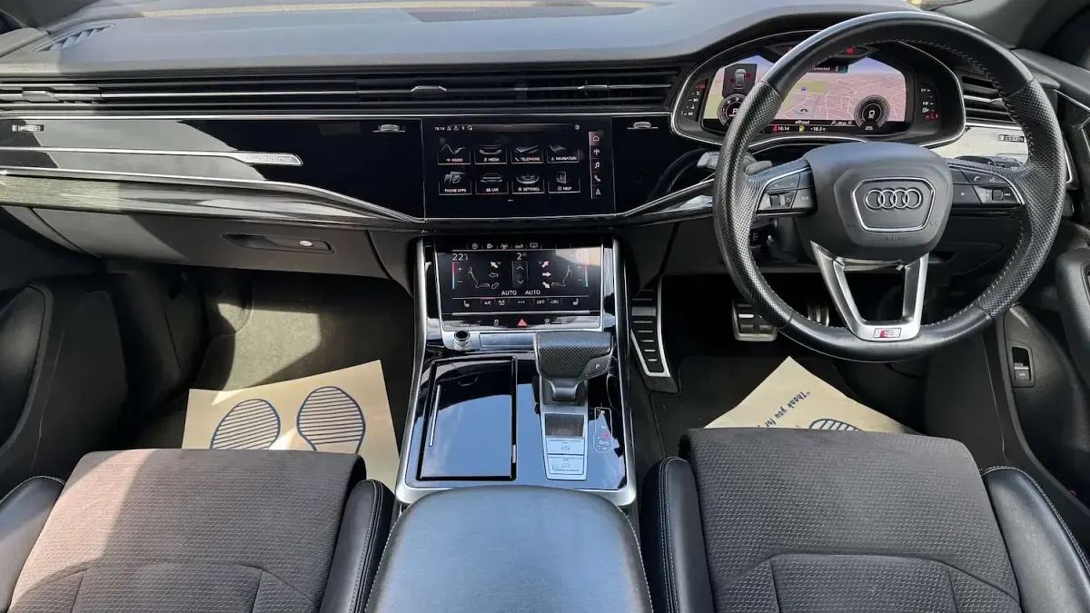 Used Audi Q8 S-Line 286 HP (210 kW) 2018 Grey SUV