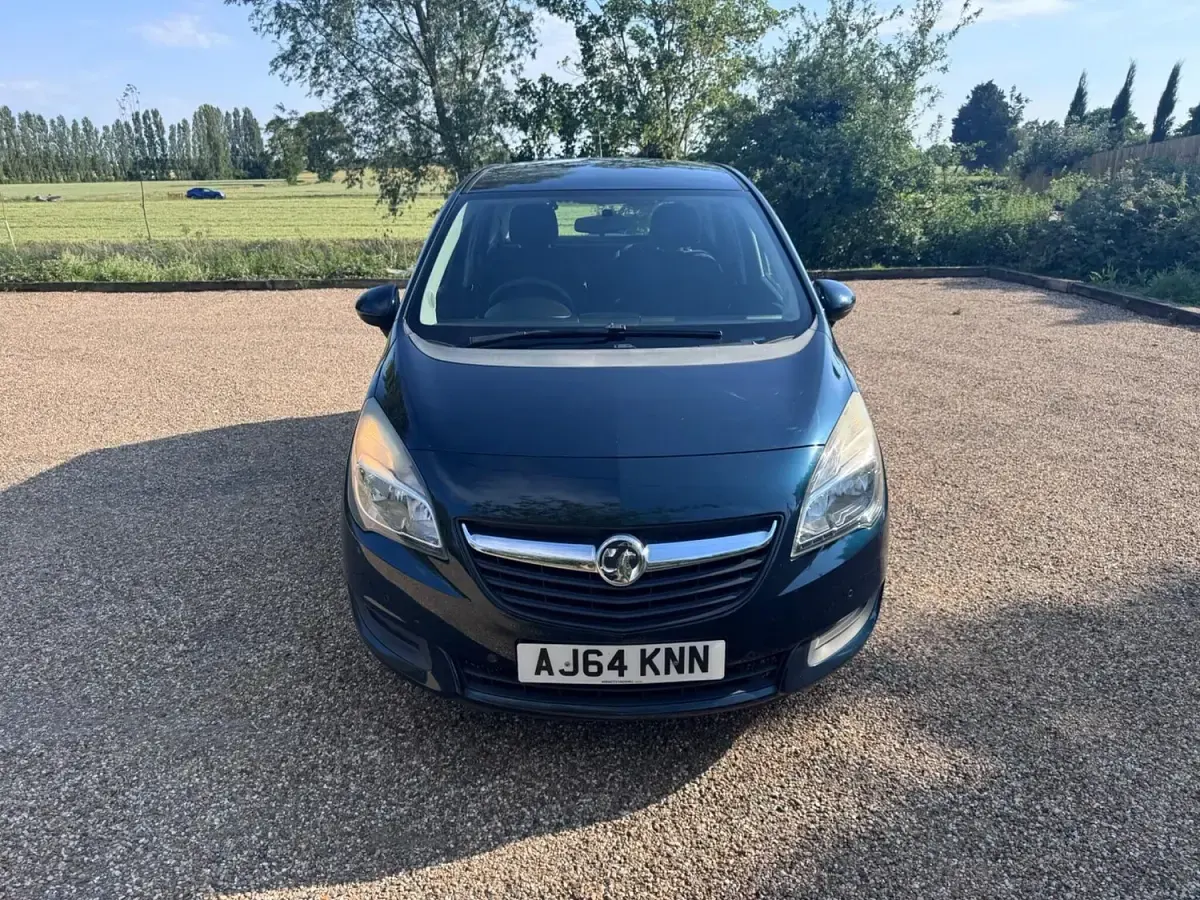 Used Vauxhall Meriva 120 HP (88 kW) 2015 Green MPV