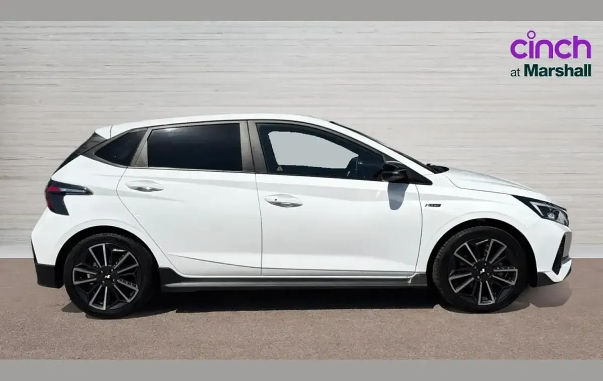 Used Hyundai i20 N Line 120 HP (88 kW) 2022 White Hatchback