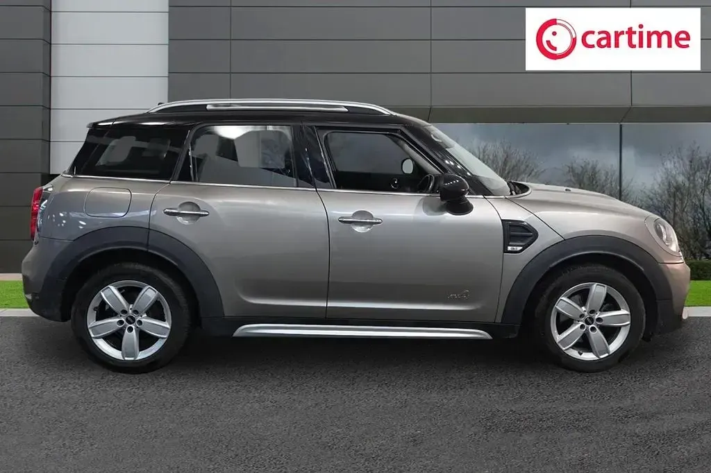 Used Mini Cooper Countryman Classic 136 HP (100 kW) 2019 Silver SUV