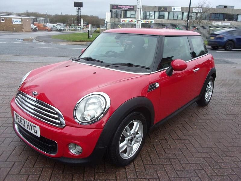Used Mini One D Hatch 90 HP (66 kW) 2013 Red Hatchback