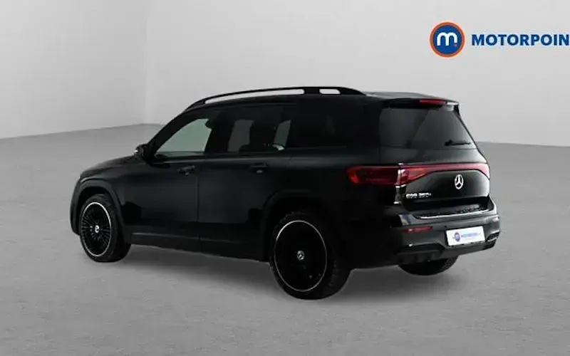 Usado Mercedes EQB250+ Urban 139 kW (190 HP) 2025 Preto SUV