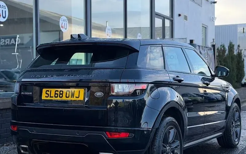 Used Land Rover Range Rover evoque Landmark 179 HP (131 kW) 2018 Hatchback