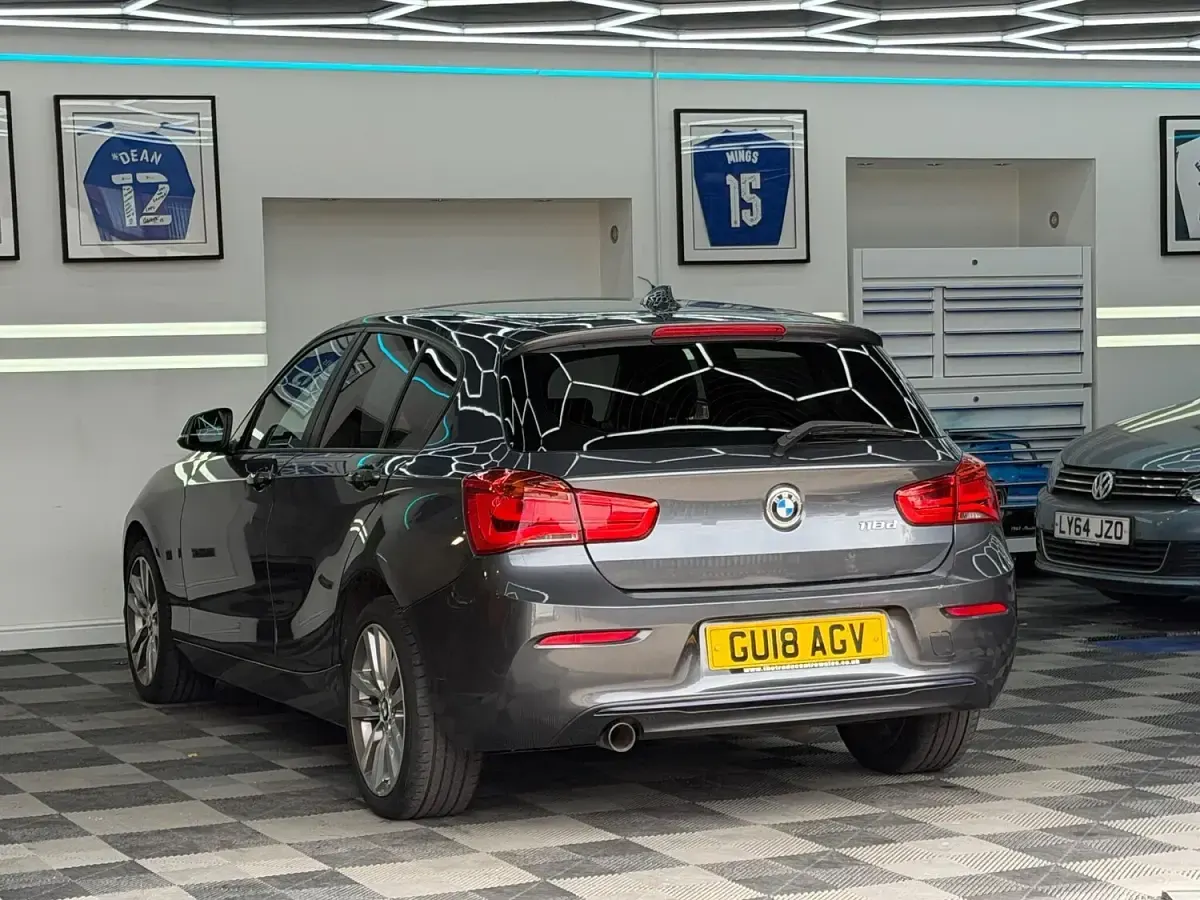 Used BMW 118 Sport Line 150 HP (110 kW) 2018 Grey Hatchback