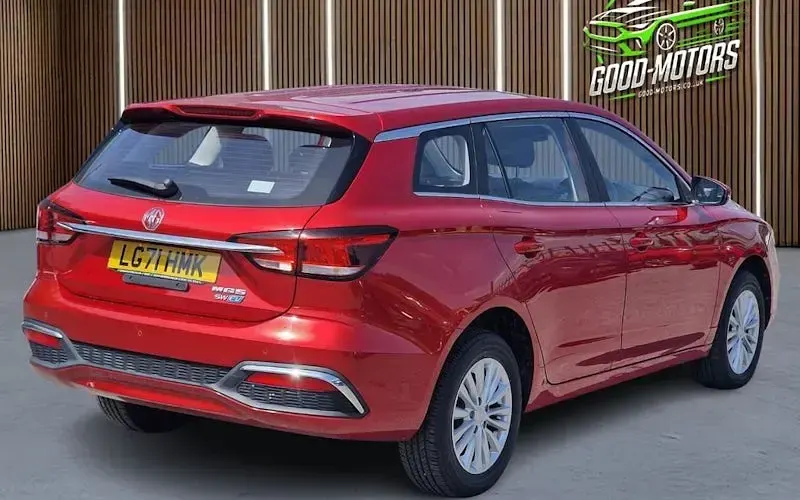 Used MG MG5 EV Excite 114 kW (156 HP) 2021 Red Estate
