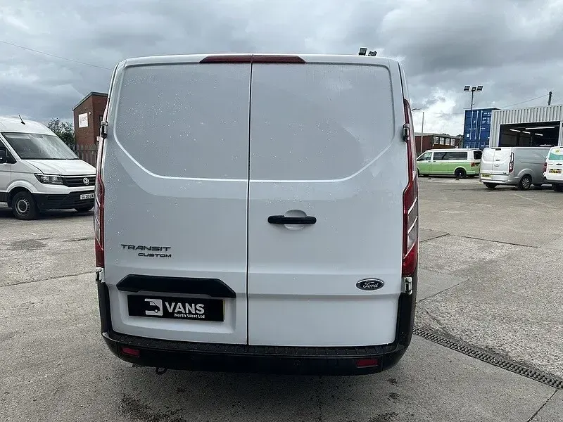 Used Ford Transit Custom 105 HP (77 kW) 2023 White Van