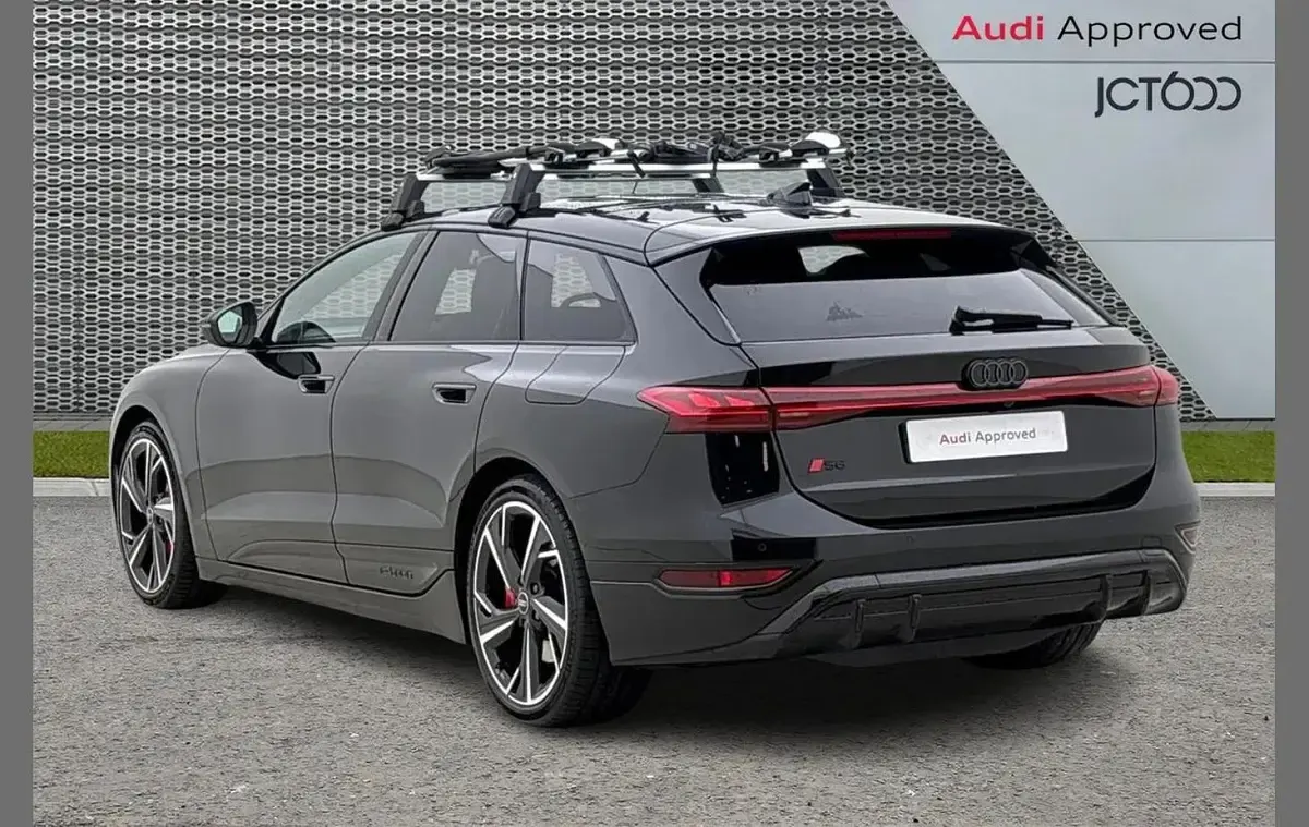 Used Audi A6 e-tron Comfort 364 kW (496 HP) 2026 Black Estate
