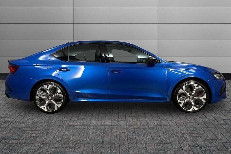 Used Skoda Octavia vRS 261 HP (191 kW) 2025 Race blue metallic Hatchback