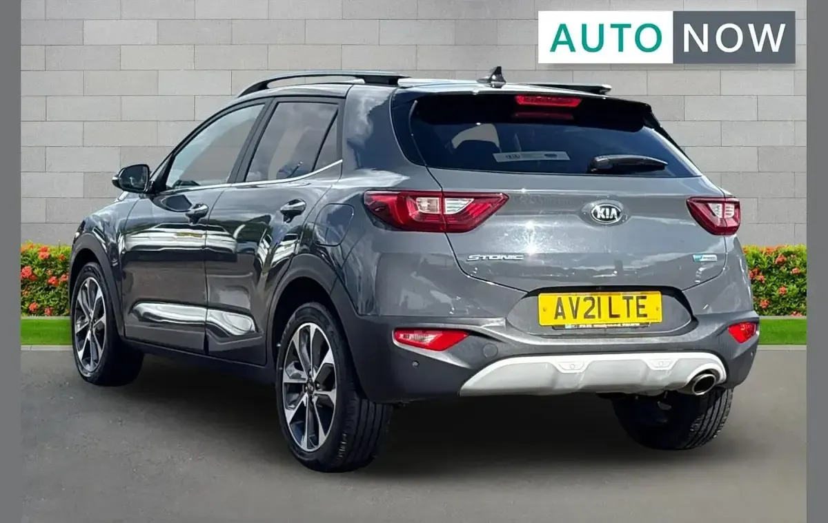Used Kia Stonic 117 HP (86 kW) 2021 Grey SUV