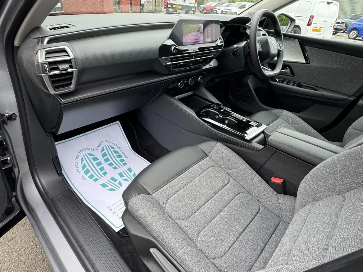 New Citroën C5 X PureTech 127 HP (93 kW) 2025 Grey Estate