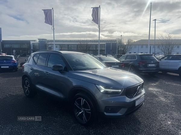 Used Volvo XC40 R-Design 150 HP (110 kW) 2018 Grey SUV