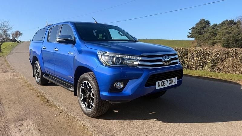 Used Toyota HiLux 2017 Blue Pickup