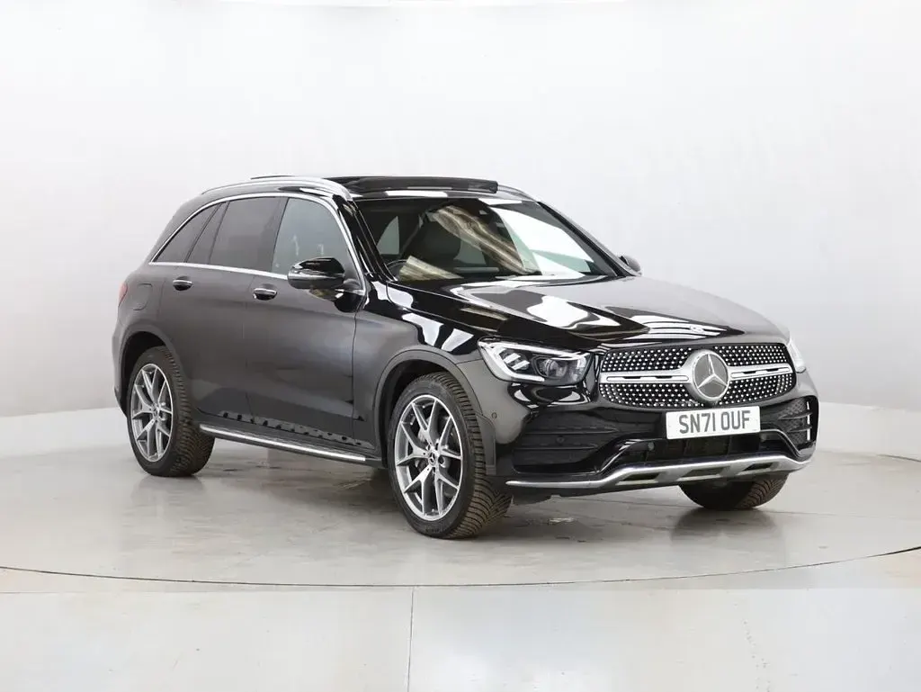 Used Mercedes GLC300 AMG line 245 HP (180 kW) 2022 Black SUV
