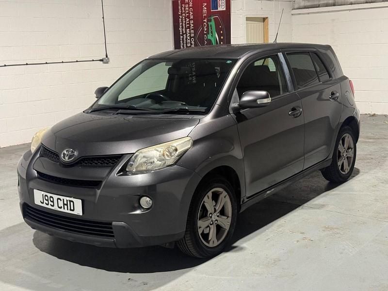 Grey Used 2011 Toyota Urban Cruiser Hatchback | £2,295 (Fair price) - Image 1/4