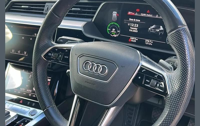 Used Audi e-tron Sportback S-Line 230 kW (313 HP) 2021 Grey SUV