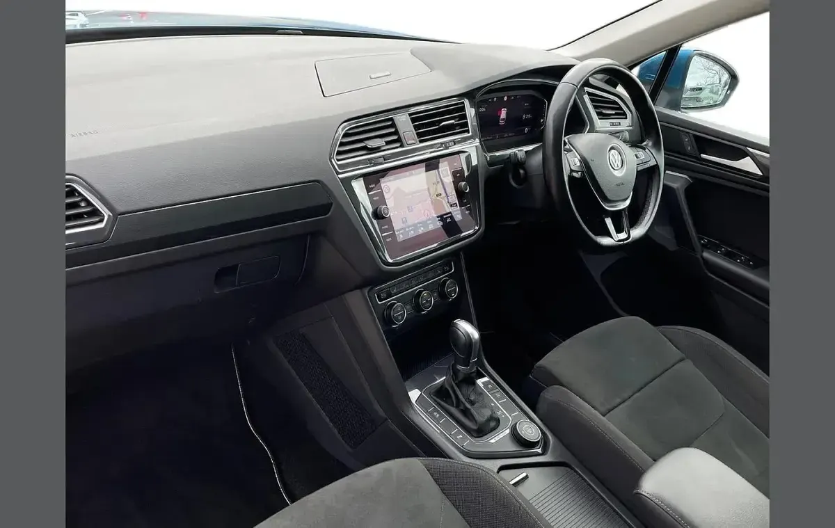 Used VW Tiguan SEL 187 HP (137 kW) 2019 Blue SUV