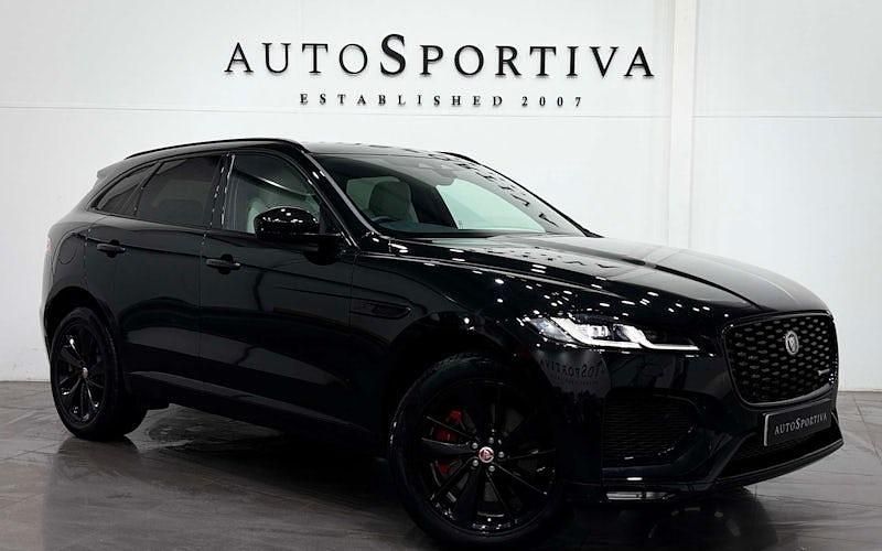 Begagnad Jaguar F-Pace R-Dynamic 404 HK (297 kW) 2022 Svart SUV