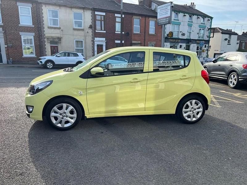 Second-hand Vauxhall Viva 75 CP (55 kW) 2018 Verde Hatchback