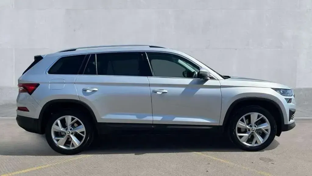 Used Skoda Kodiaq SE L Executive 150 HP (110 kW) 2024 Silver SUV