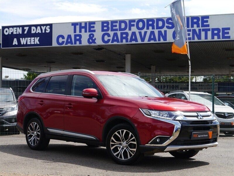 Red Used 2018 Mitsubishi Outlander SUV | £11,995 (Fair price) - Image 1/4