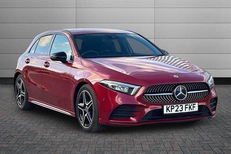 Used Mercedes A200 Executive 163 HP (119 kW) 2023 Patagonia red Hatchback