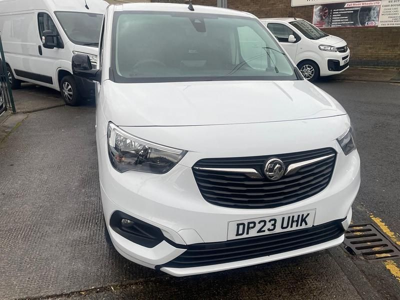Used Vauxhall Combo 2023 White Van