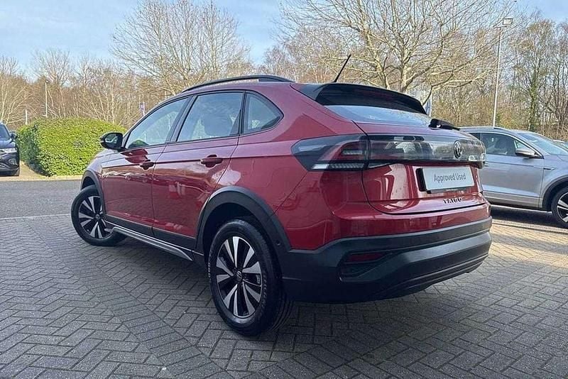 Used VW Taigo Life 110 HP (80 kW) 2022 Red SUV
