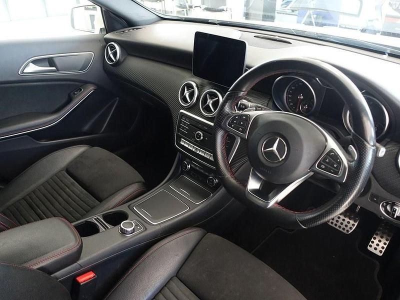 Used Mercedes A160 AMG line 102 HP (75 kW) 2016 White Hatchback