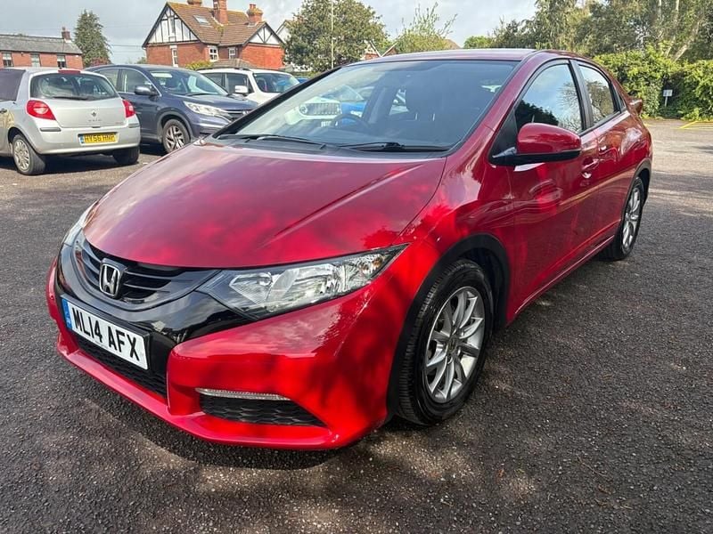 Used Honda Civic S 100 HP (73 kW) 2014 Red Hatchback