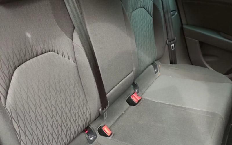 Used Seat Leon Sport 110 HP (80 kW) 2016 Red Estate