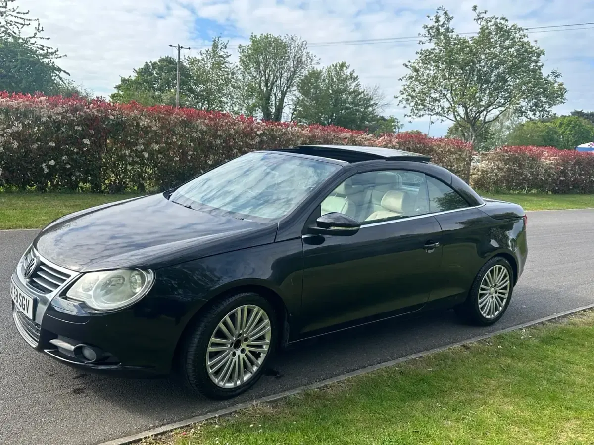 Używany VW Eos Sportline 2008 Czarny Kabriolet