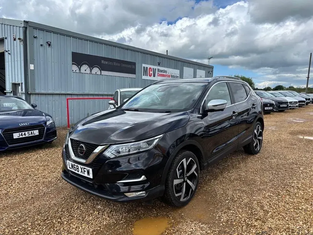 Used Nissan Qashqai Tekna+ 140 HP (102 kW) 2018 Black SUV