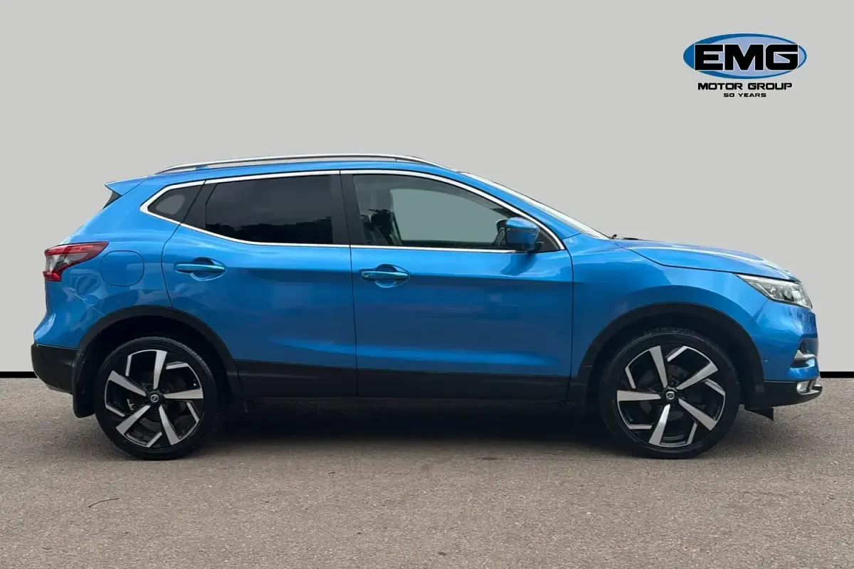 Used Nissan Qashqai Tekna 115 HP (84 kW) 2018 Blue SUV