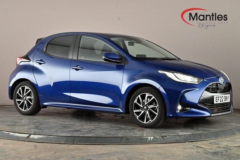 Blue Used 2022 Toyota Yaris Design Hatchback | £14,895 (Fair price) - Image 1/4