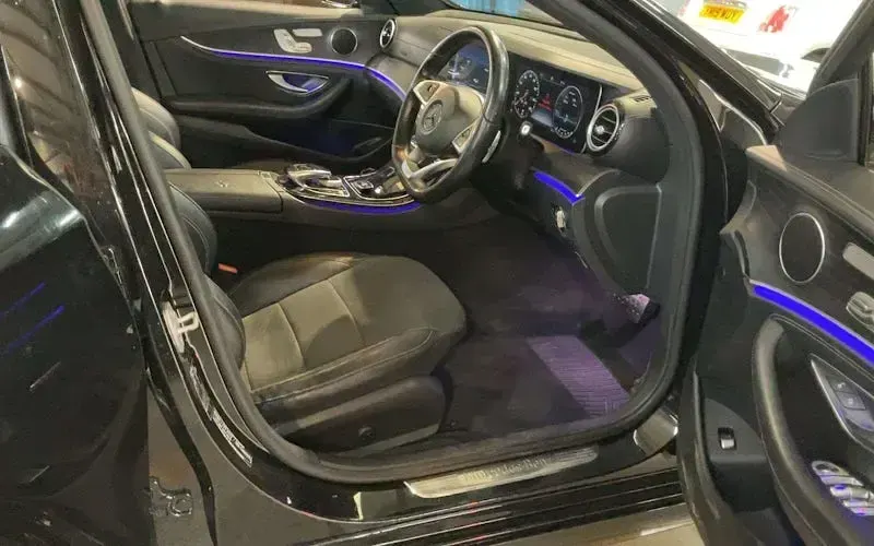Used Mercedes E220 AMG line 194 HP (142 kW) 2019 Sedan