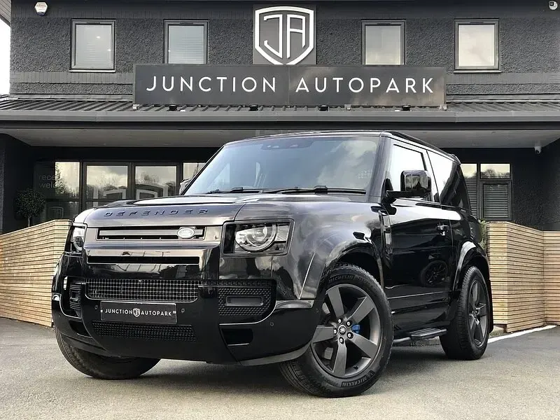 Used Land Rover Defender SE Dynamic 2025 Black SUV