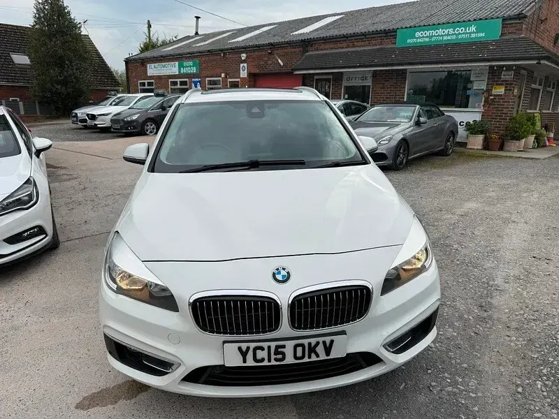 Used BMW 225 Active Tourer Luxury Line 2015 White MPV