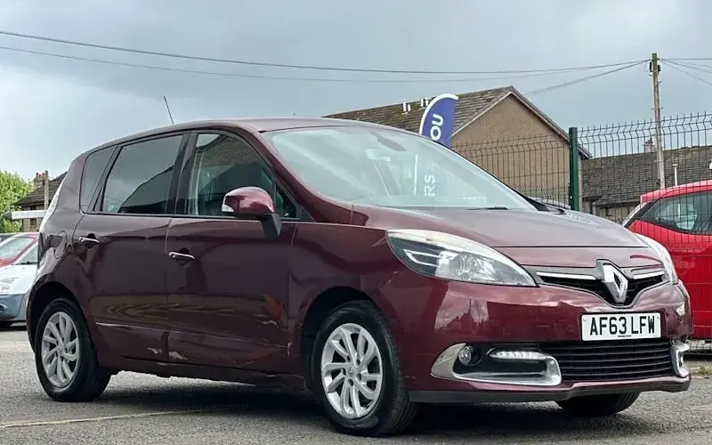 Used Renault Scénic III Dynamique 110 HP (80 kW) 2013 MPV