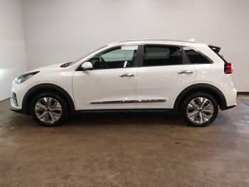 Used Kia e-Niro 150 kW (204 HP) 2020 White SUV