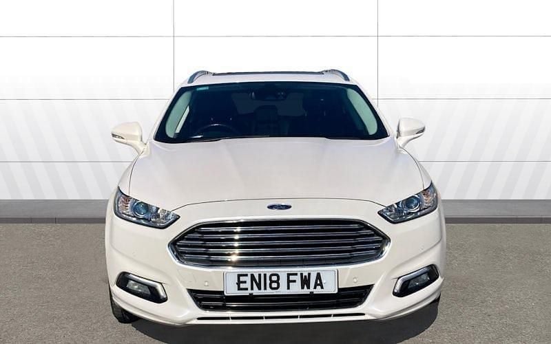 Used Ford Mondeo Titanium 240 HP (176 kW) 2017 White Estate