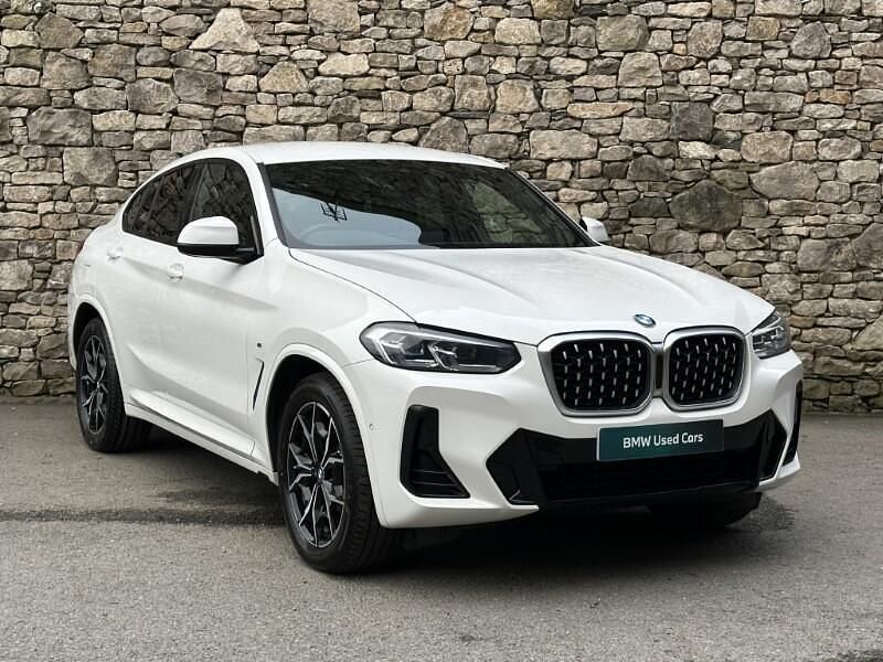Used BMW X4 M Sport 187 HP (137 kW) 2021 White SUV