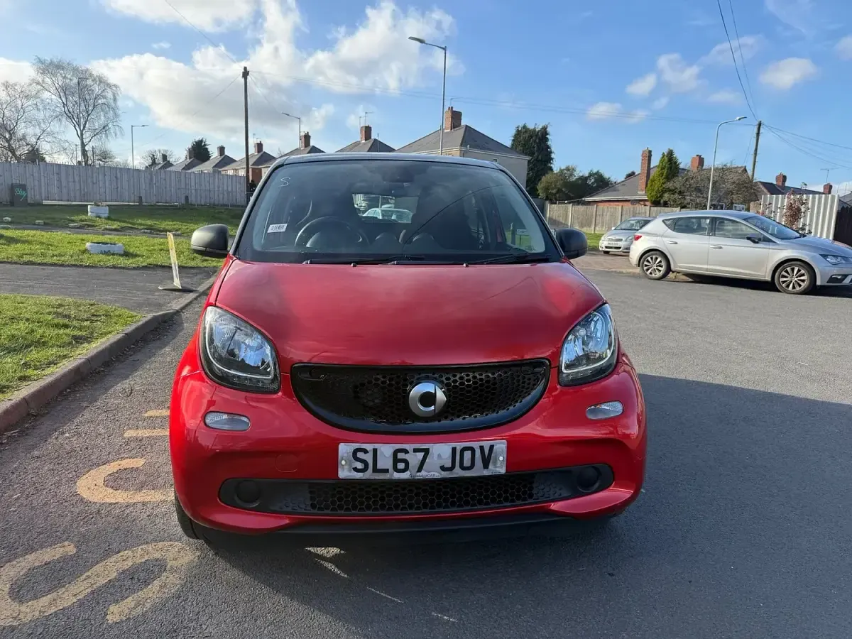 Used Smart ForFour Passion 71 HP (52 kW) 2017 Black Hatchback