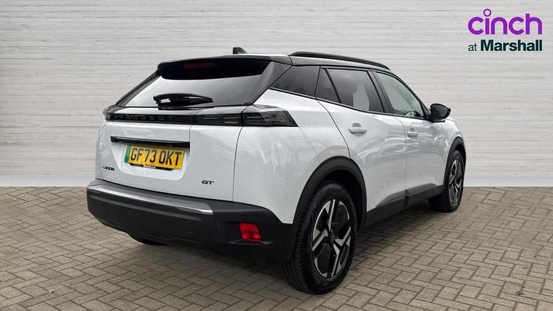 Used Peugeot e-2008 114 kW (156 HP) 2023 White SUV