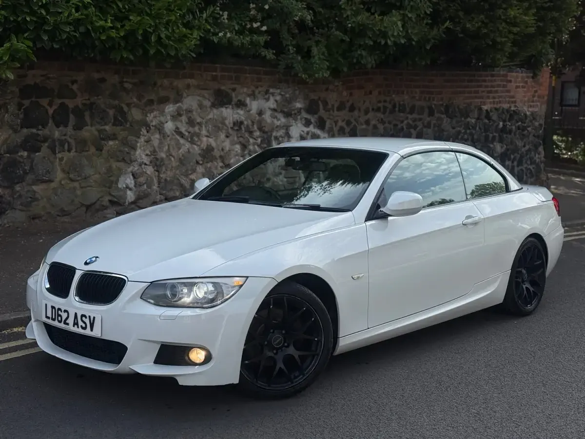 Used BMW 320 Cabriolet M Sport 184 HP (135 kW) 2012 White Cabriolet