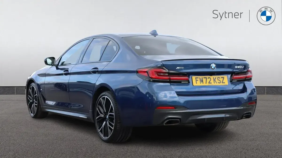 Used BMW 530 M Sport 282 HP (207 kW) 2022 Blue