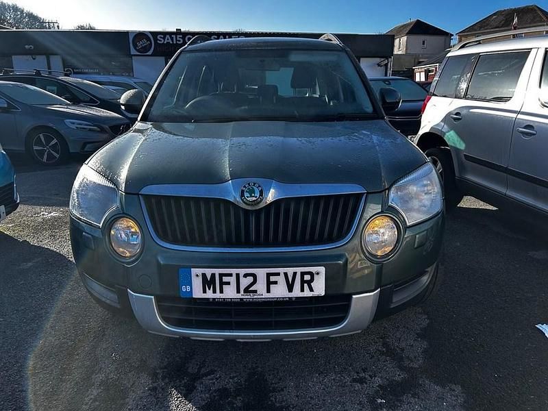 Used Skoda Yeti SE 140 HP (102 kW) 2012 Green SUV
