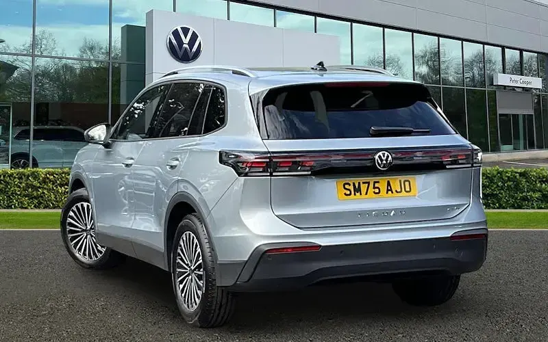 Used VW Tiguan Match 150 HP (110 kW) 2025 Silver SUV