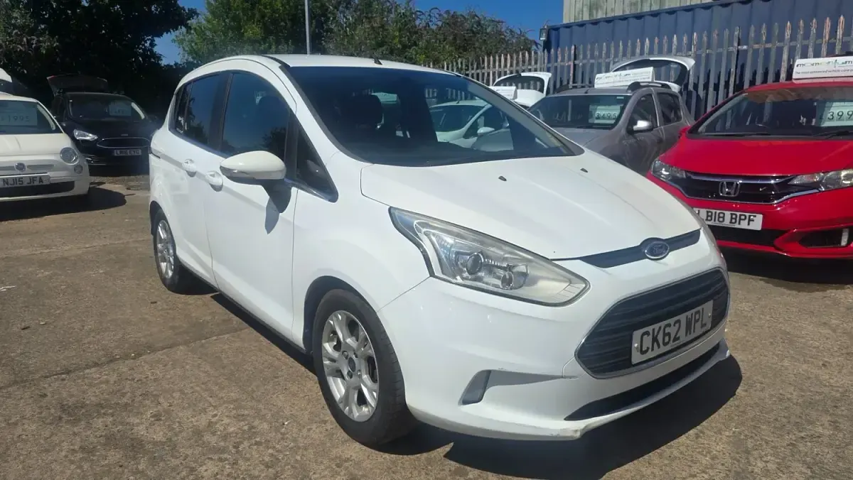 Used Ford B-MAX Zetec 2012 White MPV