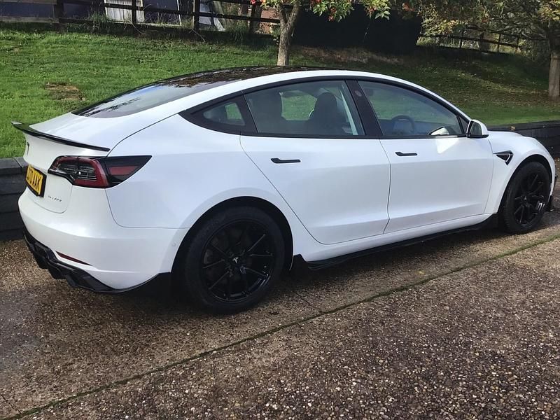 Used Tesla Model 3 Long Range AWD 366 kW (498 HP) 2020 White Sedan