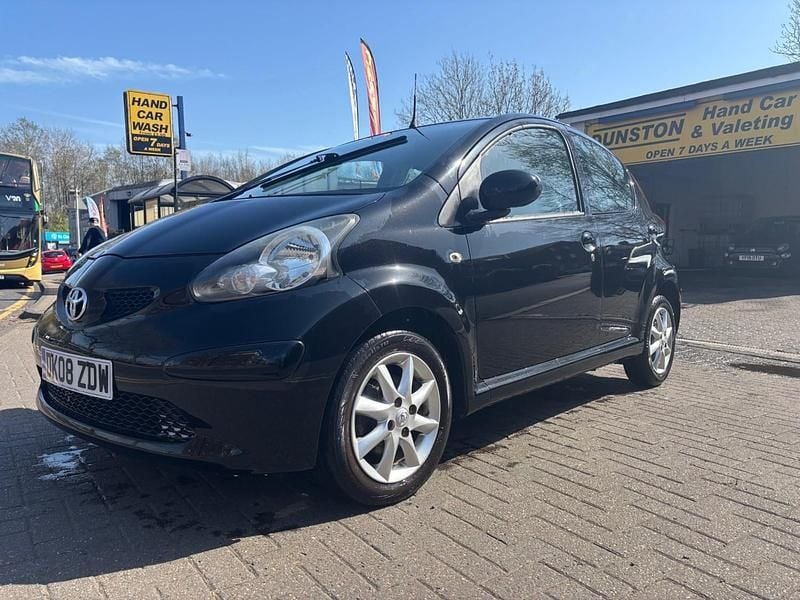 Used Toyota Aygo 67 HP (49 kW) 2008 Black Hatchback